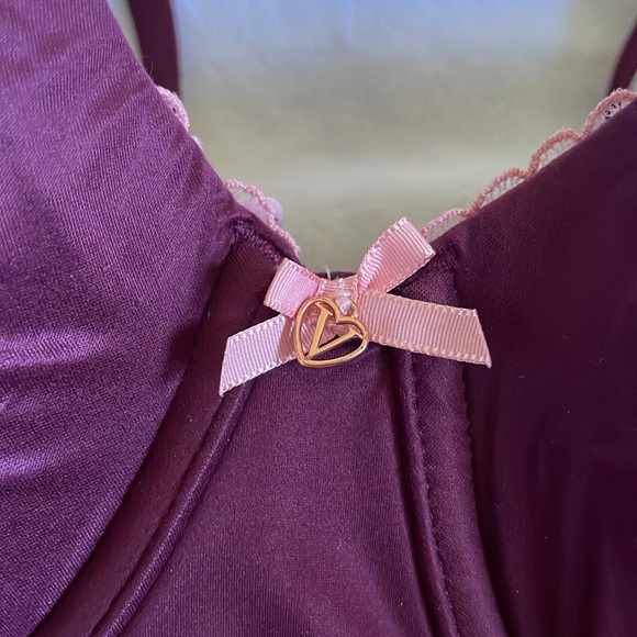 Victorias Secret bra - Picture 2 of 4